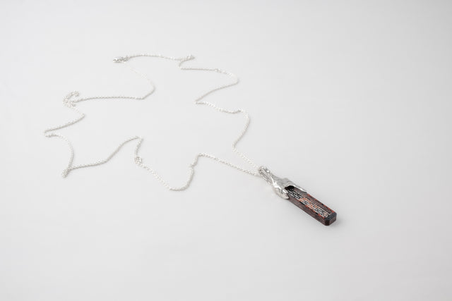 Strugadesign Necklace fused mini line bloody.