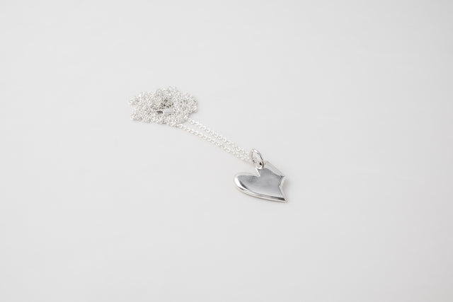 Strugadesign Necklace small solid heart.