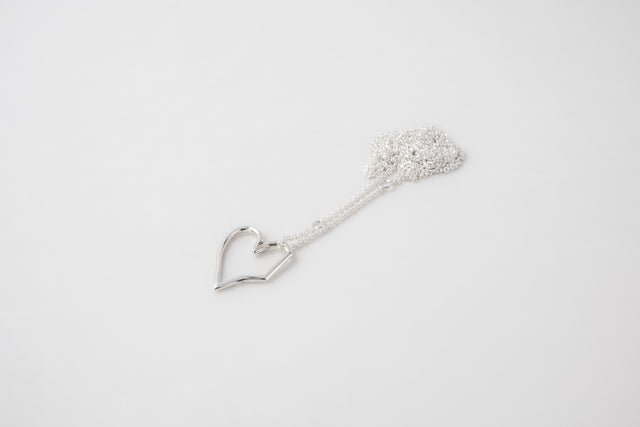 Strugadesign Necklace wire heart.