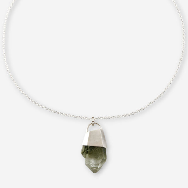 Silver Necklace with green quartz