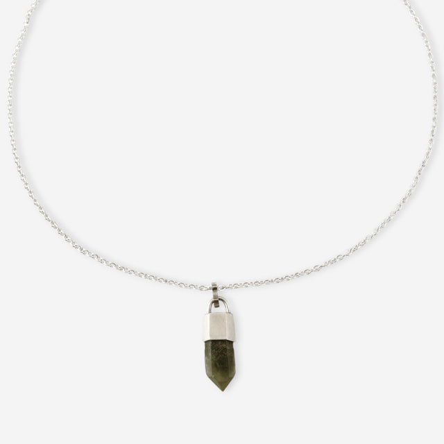 Silver Necklace with green quartz