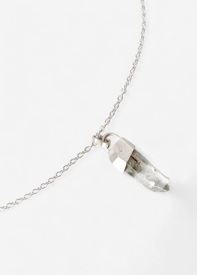 Silver Necklace with transparent quartz