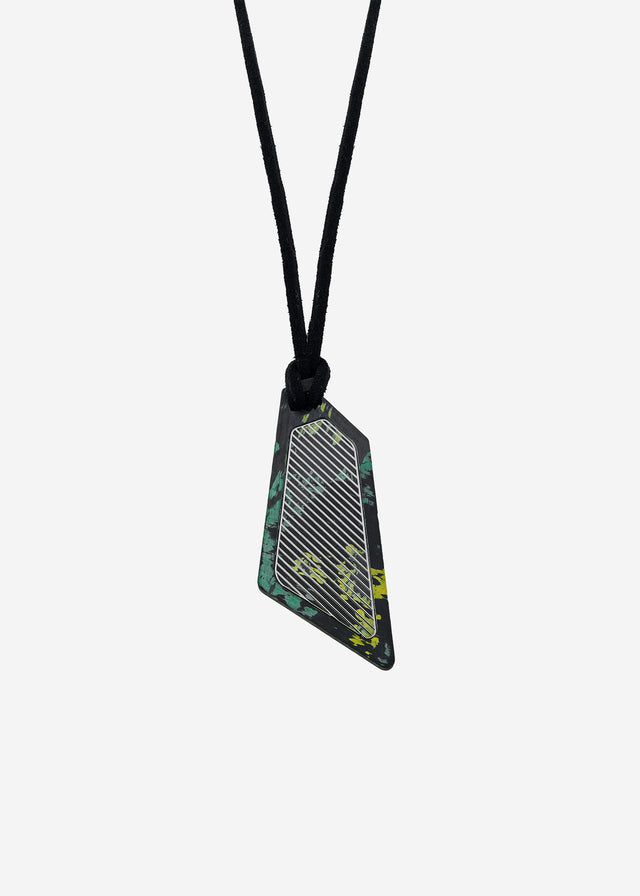 Necklace signature asymmetric Toxic